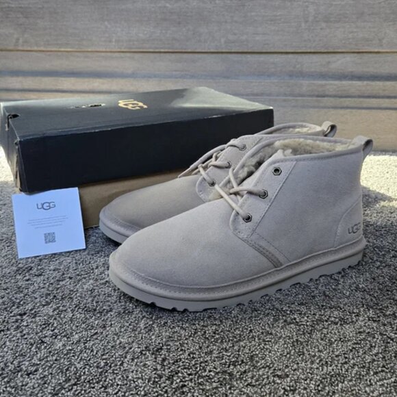 UGG Men's Neumel Suede Boots NEW size 10 - Picture 2 of 12